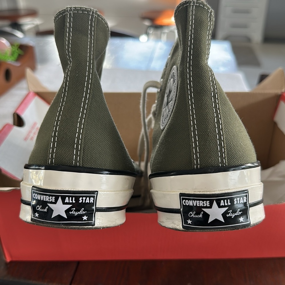 Chuck 70 Vintage Canvas High-Top
Color: Utility/Egret/Black
Size: Women's 9 - Picture 7 of 8